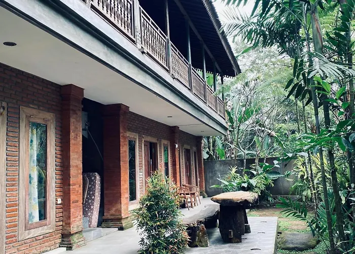 Gelar ロッジ Jembrana